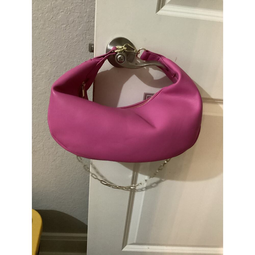 Jules Kae Luna hobo shoulder Bag In Fushcia pink gold chain strap new - Picture 3 of 7